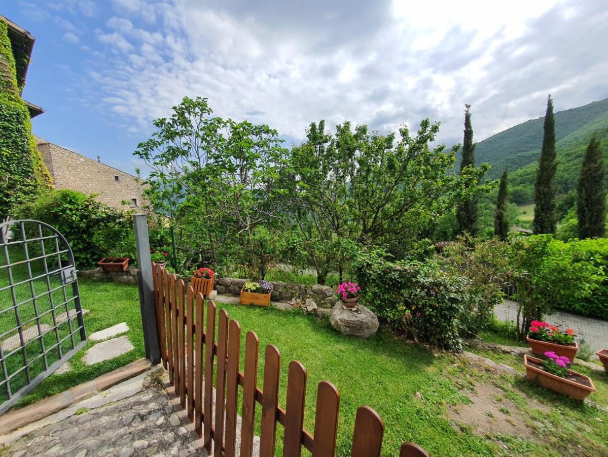 Il Borgo Di Cornillo Villa Meggiano Екстериор снимка
