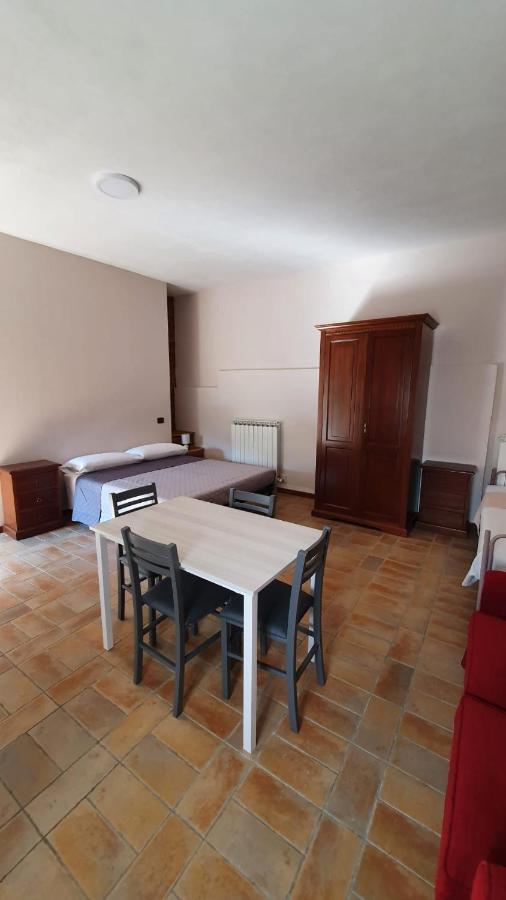 Il Borgo Di Cornillo Villa Meggiano Екстериор снимка