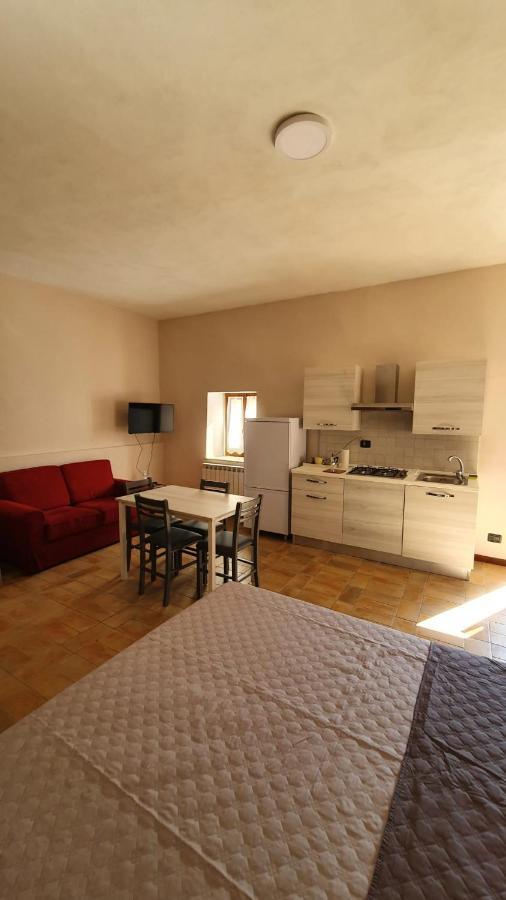 Il Borgo Di Cornillo Villa Meggiano Екстериор снимка